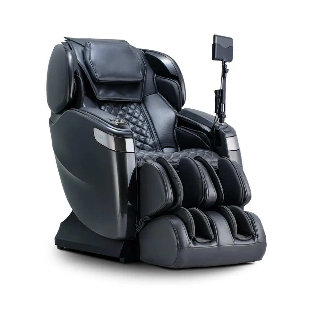 Qi™ XE Pro Massage Chair in Champagne