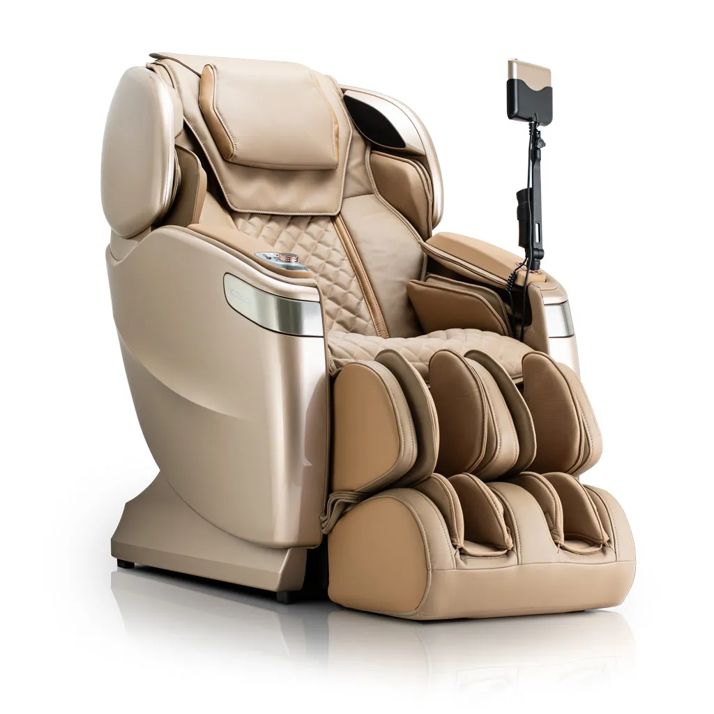 Qi™ XE Pro Massage Chair in Champagne