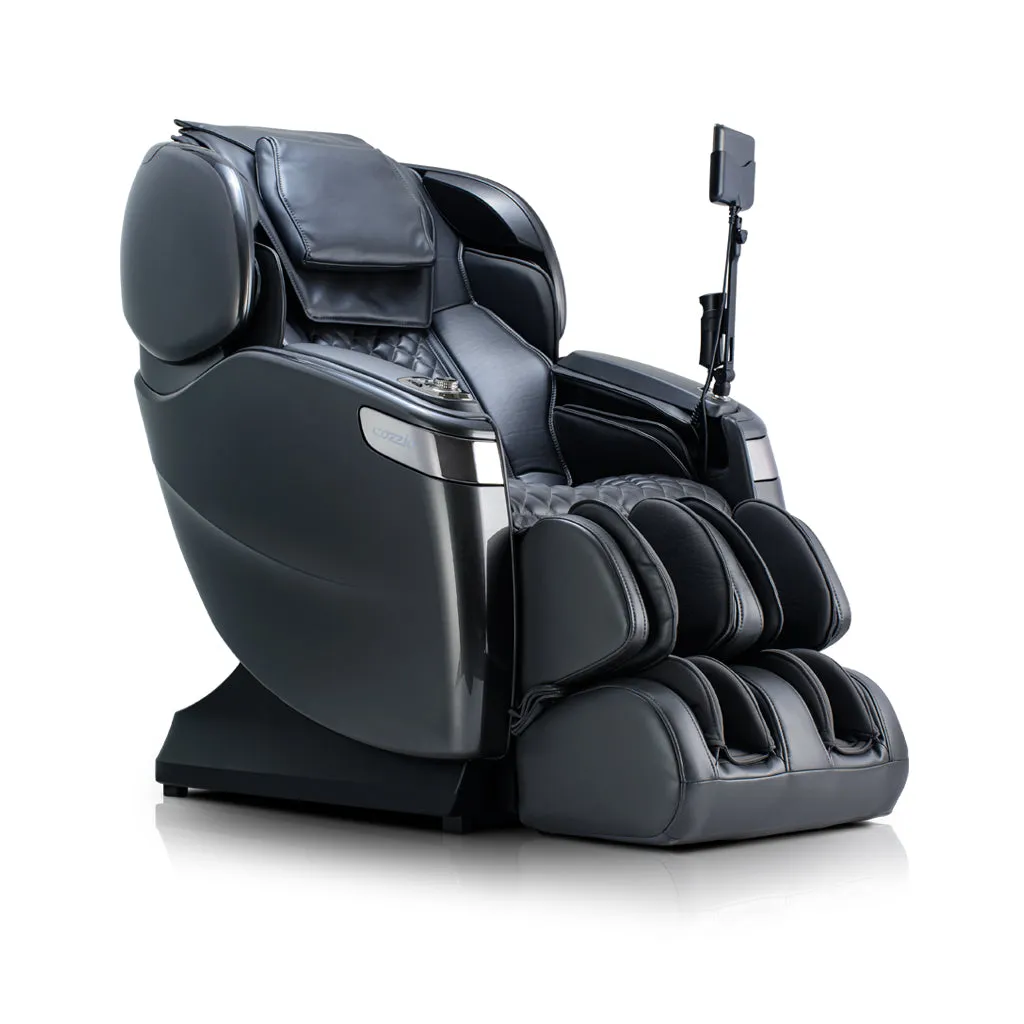 Qi™ XE Pro Massage Chair in Champagne