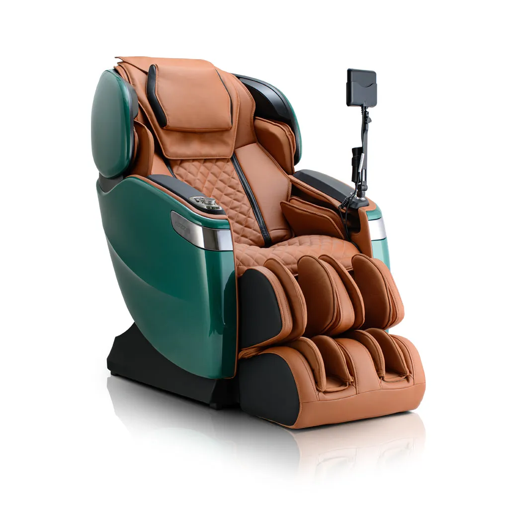 Qi™ XE Pro Massage Chair in Champagne