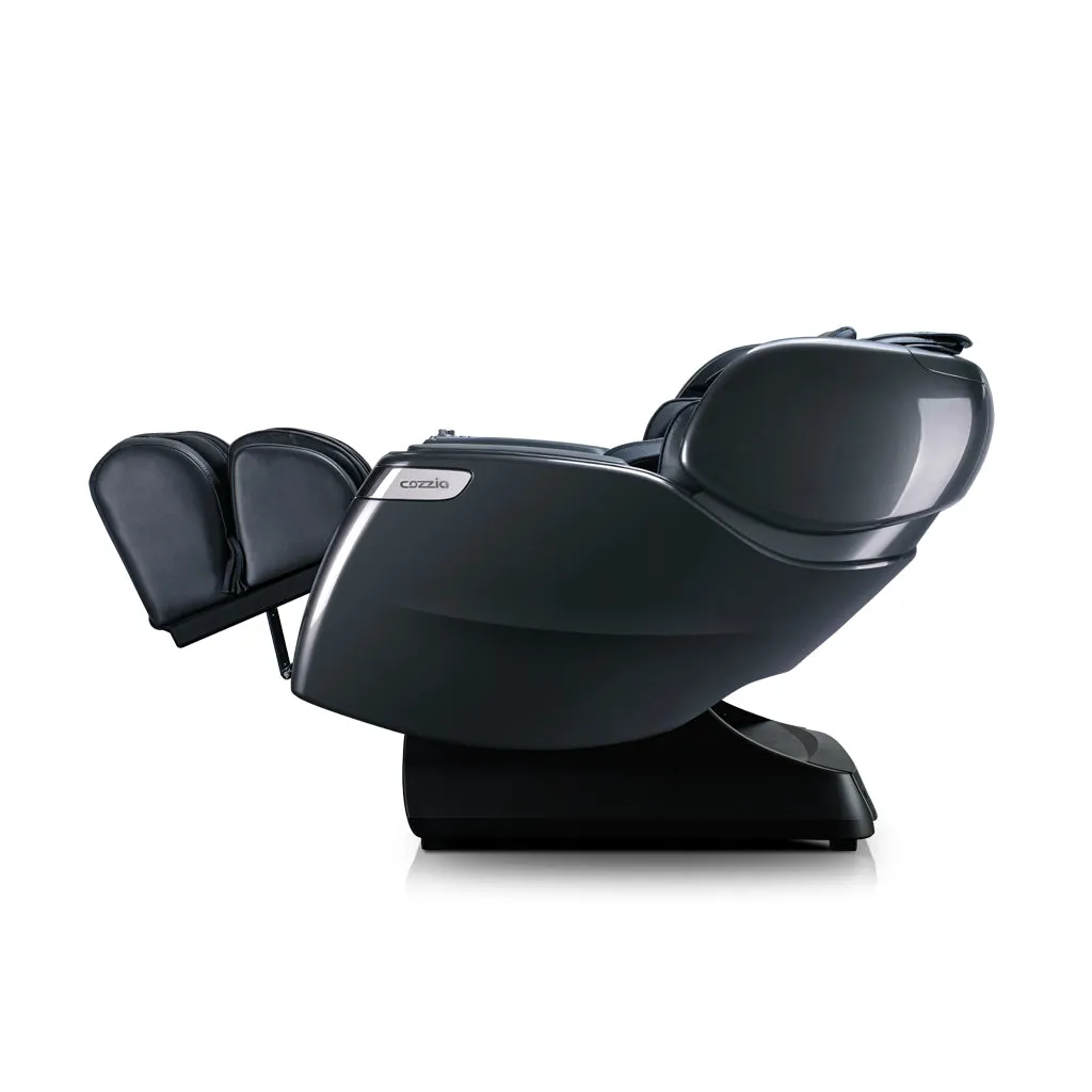 Qi™ XE Pro Massage Chair in Champagne